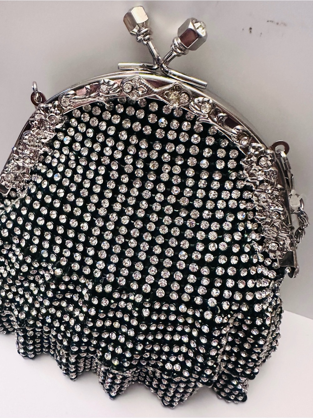 NWT Hollywood Glamor Black/Silver & Rhinestone Skirted Frame Clutch/Purse/Handba - Picture 6 of 13